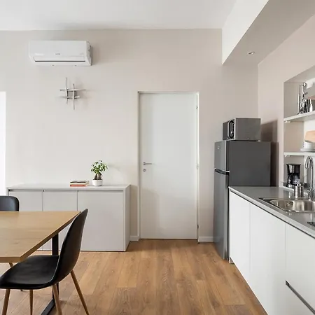 2 Min Zum Maggiore, Modernes & Zentrales Appartement